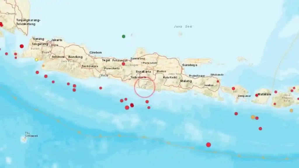 Pantau Bumi dalam Genggaman: 5 Tracker Maps Real-Time untuk Deteksi Aurora & Gempa di Juni 2026