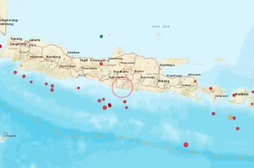 Pantau Bumi dalam Genggaman: 5 Tracker Maps Real-Time untuk Deteksi Aurora & Gempa di Juni 2026